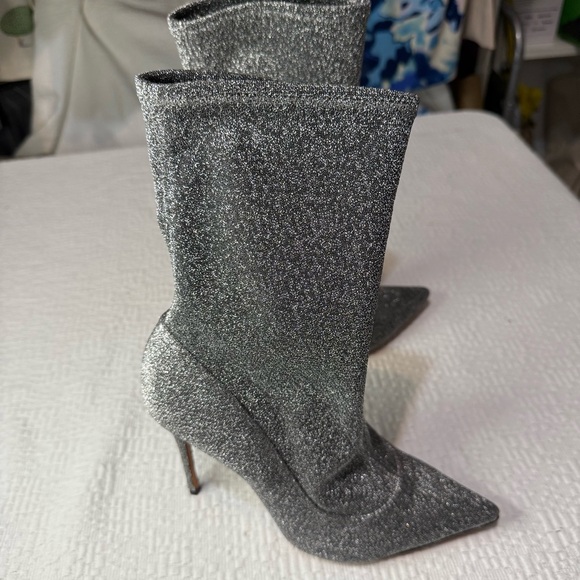 $258 SCHUTZ Silver Metallic Stretch Heeled Ankle Booties 7 NWT - Picture 17 of 17